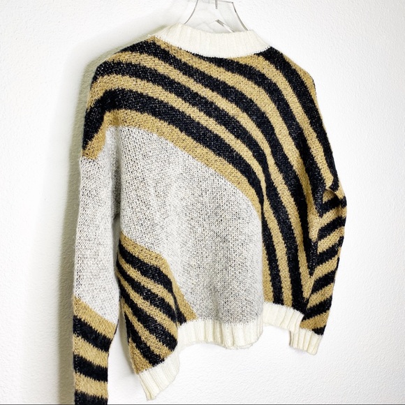 NWT Niccolari Cropped Sweater - Picture 5 of 5